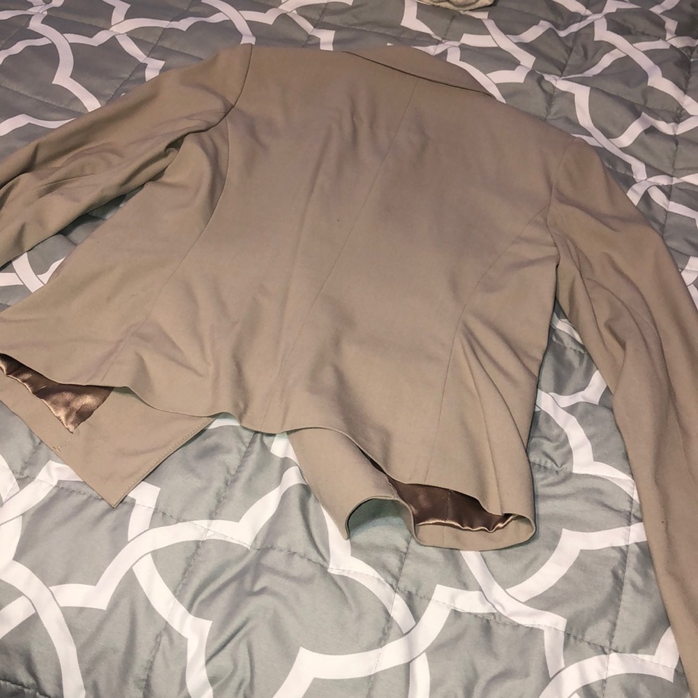 14th and Union tan blazer - Picture 3 of 7